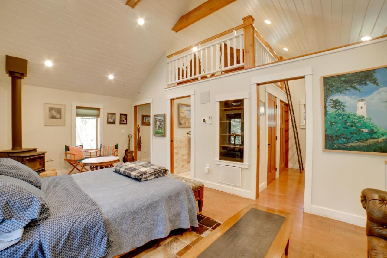 Pet-Friendly Pennsylvania Vacation Rental With Pool! Laughlintown Luaran gambar