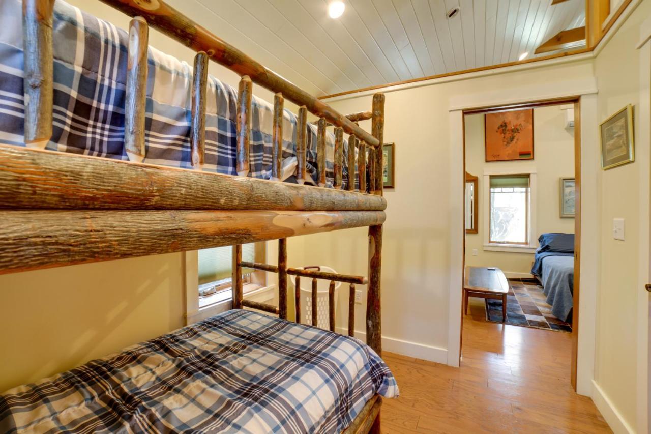 Pet-Friendly Pennsylvania Vacation Rental With Pool! Laughlintown Luaran gambar